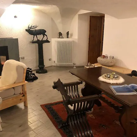 Les Cheminées La Thuile