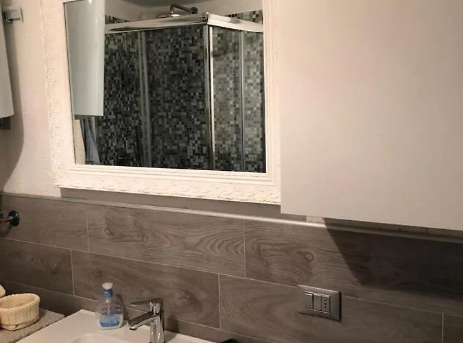 アパート Les Cheminees ラ・トゥイール